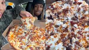 What is the viral Domino’s TikTok pizza?