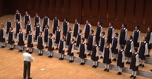 39 Young Singers Step Onstage, Mesmerize Audience The Moment They Start Their Chilling Melody