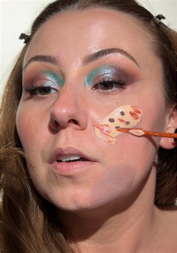 Replying to @Mo you’re right BUT the dark purple alone is too cool 🩵 I needed to darken with the red orange a little ❤️🧡 This is a great TIP for DEEPER SKINTONES btw!! This dark purple is great for neutralizing YELLOW but you might cool your foundation too much if it’s not dark enough already 🧙🏻🪄🎨 That can = GREY #colortheory