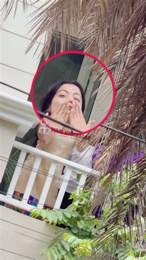 Rashmika Ki Cute Smile #Rashmika #CuteSmile #ViralShorts #Trending #Shorts #YTShorts #ViralVideo