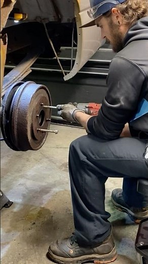 Removing Seized Brake Drums. | Chevy Silverado |