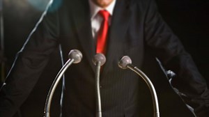 The Art of Public Speaking: Lessons from the Greatest Speeches in History Season 1 Episode 1