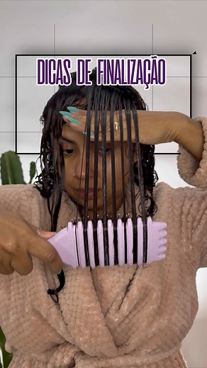 Aline Reitter XÊROSA | Testando escova diferentona pra definição ✨ Escova de definição |Testando escova de definição com Oleo em gel da seda boom resenha, vem ver... | Instagram