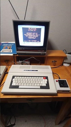 Zaxxon | Back to 1983 | Tape loading on Radio Shack TRS-80 Color Computer 2 #shorts #retrogaming