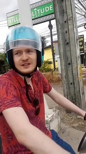 Поперечный боится выезжать на проезжую часть | Инстаграм Истории