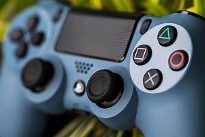 PS4 System Update Will Include Party Chat Changes - GS News Update