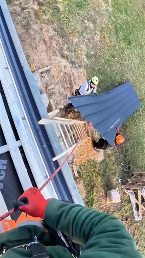 Perfect roof zinc sheet lifting and connection installation work skills | Handmade construction