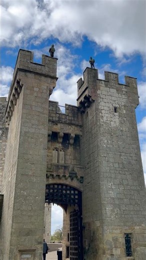 This castle is amazing #historyshorts #ancientrelics
