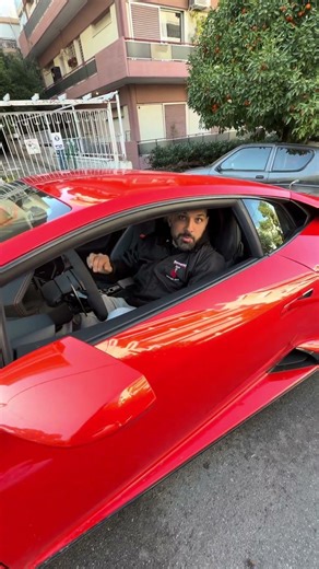 lambo 🔥 Don’t come to training with this kind of equipment, because there won’t be any training.🤣