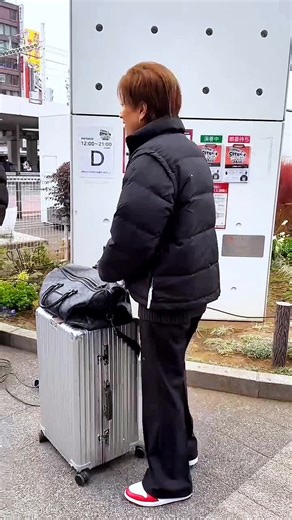 ファミリーさんのハピシェア動画で作成しました🙏🏻 @髙橋一輝 #髙橋一輝 @FUGA/三浦風雅 #髙橋一輝路上ライブ #髙橋一輝の歌声が沢山の方に届きますように #髙橋一輝路上ライブハイライト