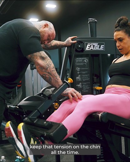 Leg extension EXPLAINED feat. @bigmikevanwyck and @jaclynnyc #bodybuilding #bigmike #bigmikevanwyck #ifbbpro #bodybuilder #bodybuilding @puremuscleandfitness