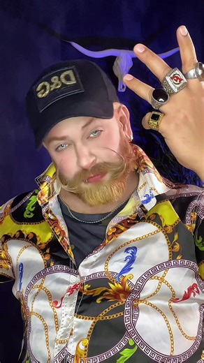 Galat admi😈 🔥🔥🔥 @ƛԼƖ ƘӇƛƝ ƘƖƝƓ 👑 @Ali Khan King 👑 #badman #badboy #wrong #ali #khan