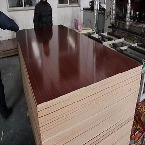 [Hot Item] Factory Directly Price Furniture Board E0 Emission Laminated HPL Melamine Film Faced Plywood / Chipboard / MDF for Kitchen Cabinet Decoration