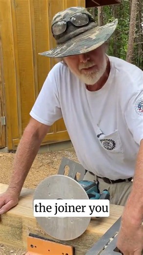 The Secret to Tight Dovetail Joints: Pocket Depth!