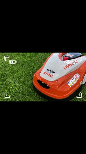 The RMI 422 PC has a long life Lithium-Ion battery, which makes the iMOW® robotic mower perfect for medium-sized lawns up to 1,700 m².#gerrycroffeygardenmachinery @Gerry Croffey Garden Machinery #nomoregrasstocut #imow #stihl #stihlrobot