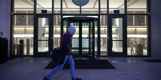 Jobs Report, Oil Surge Leave Fed Gritting Its Teeth