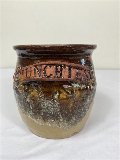 Ceramic Pottery Munches Pot by "hull Pottery" Brown Drip Glaze 60s 70s - Etsy