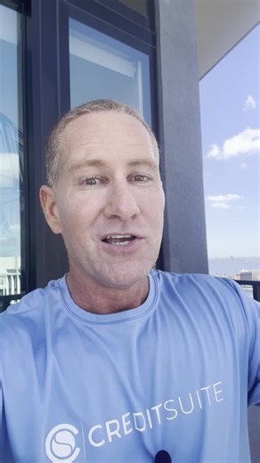 Starting from scratch? Here are 3 startup-friendly ways to fund your business without big revenue. #StartupFunding #BusinessCredit