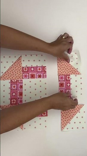 Let’s make the Churn Dash Quilt Block! Click the play button ▶️ for the tutorial #quilting