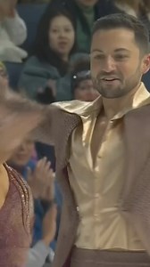 Fear/Gibson set the ice on fire with a new season's best to take the lead! 🔥✨ Their electrifying performance had the crowd on their feet and secured them the top spot in the Ice Dance Rhythm Dance at Skate America! 🥇💃🕺 What a way to start the competition! #GPFigure #FigureSkating | ISU Figure Skating