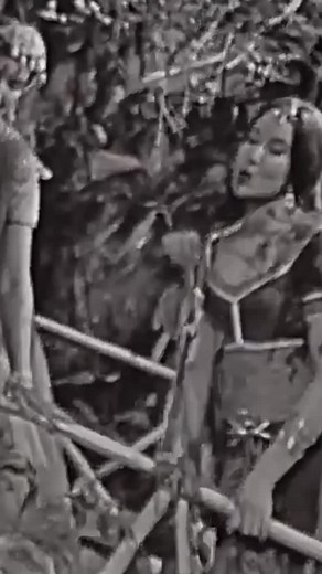 Mady Mesplé & Marie-Luce Bohé – “Sous le dôme épais” (The Flower Duet) | Acapella from Lakmé (1961) 🎙️ #Acapella #VocalsOnly #Vocals #Voice #Voceux #Opera #Lakme #MadyMesple #FlowerDuet | Voceux