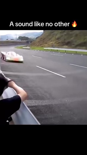 The Unique Sound of the Mazda 787B Rotary Engine