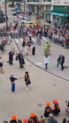 309 reactions · 40 shares | Ça swingue à Châtel-Guyon pour @jazzauxsources et ses 25 ans  | Châtel-Guyon | Facebook