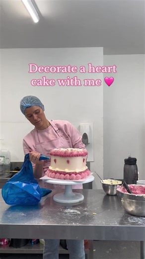 Decorating a Heart Cake from Start to Finish