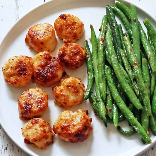 Broiled Scallops with Butter and Parmesan - Healthy Recipes Blog