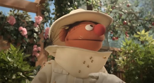 Ad of the Day: Burt’s Bees, hot dogs & Sesame Street puppets star in Uber Eats campaign