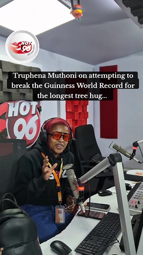 Mti msee? 🤣🤣🤣 okay! @Media Messiah 👑💕 #AzeezahOnHot #TheBreakoutOnHot