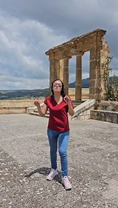 104K views · 4.9K reactions | Sambuca di Sicilia, in povincia di Agrigento, è stato eletto borgo dei borghi nel 2016. Un paese con una grande tradizione artistica e culturale, meta imperdibile nel vostro viaggio in Sicilia | Siciliaatuttotondo | Facebook