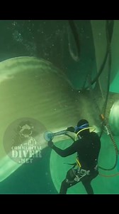 Commercial diver #matheusmolinac #atwork prop polish💯👍🏻what you got post it👇🏻👇🏻 commercialdiver.net #toolboxtalk | Therussian