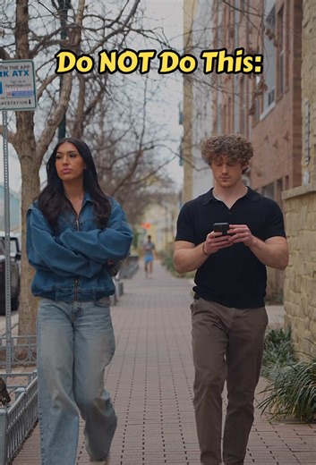 How To Properly Use ✨The Sidewalk Rule✨ Special thanks to my actress @Alexis Valery and videographer @Jay on this lesson #romance #love #booktok #dating