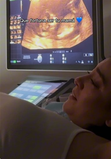 El mejor regalo de la vida ser tu mamá Santi TE AMO 🤍💙 | mamá