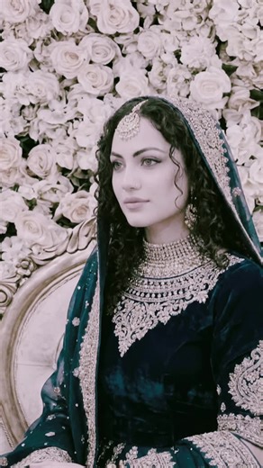 Stunning Bengali Bride's Bridal Look