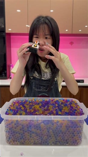 Finding Toys Hidden in Water Beads 😍👧🏻 #shorts