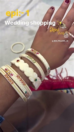 Shopping start ho gyi h 🥰 #india #youtubeshorts #shaadivibes