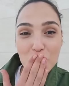Video Gal Gadot / Wonder Woman | Army Fans