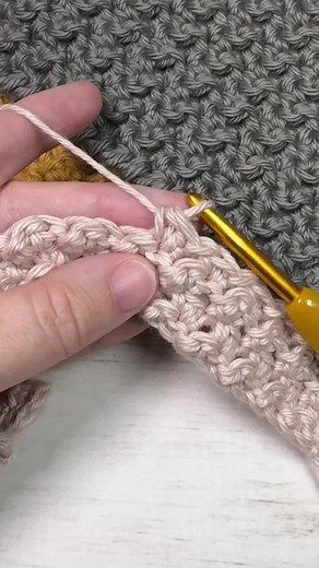 An Easy Textured Dishcloth pattern #crochet #crochetersoftiktok