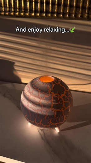 Humidifier or candle?💜 #humidifier #difusser #relax #calm #home Mini diffuser for stress relief and a calm home 🌿💜 Aromatherapy that helps with anxiety, sleep and cozy vibes. Lavender or eucalyptus. which one’s your go-to?