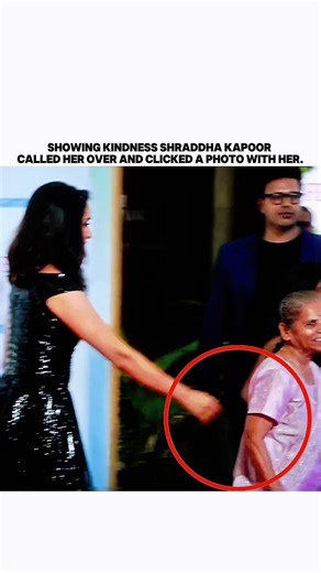 How Humble Shraddha Kapoor Is #ShraddhaKapoor #SinghamAgain #StylishShradha #HumbleMoment #Humility