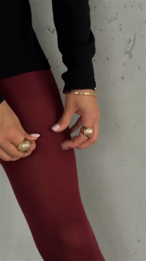 2K views · 14 reactions | Punčocháče jako druhá kůže! Model 퐄퐝퐞퐥퐢퐚 60 den -> v čokoládové a bordové! ❤癩 Mega elastické a skvěle padnou Objednejte na www.andzela.cz | Andżela CZ | Facebook