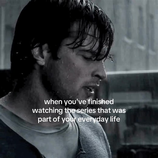 😕😕😕 #clarkkent #smallville #superman #foruyou #ending I miss Smallville so much 🥺 This show truly shaped my childhood in ways I can’t even explain. The story, the music, the friendships, and every single character felt so real and unforgettable. It wasn’t just a series, it was a feeling, a journey I’ll always carry with me 💔✨ No matter how much time passes, Smallville will forever have a special place in my heart. Who else feels the same?
