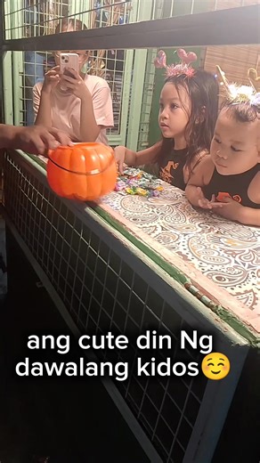 Happy Halloween 🎃 trick or treat po muna c angel at c cinderella🥰 #halloweencostume #TrickOrTreat #highlights #goodvibes | Inday Maria