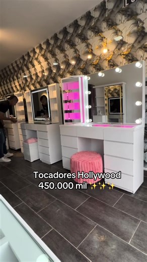 Tocadores Hollywood: Elegancia y Estilo para Tu Vanity