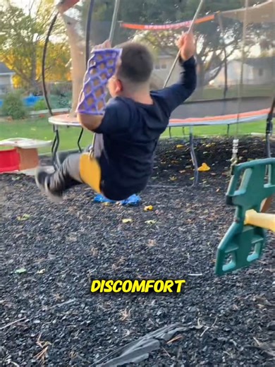 1.5M views · 14K reactions | A broken bone doesn’t have to mean heavy plaster anymore. Cast21 uses a liquid resin that hardens in minutes, creating a breathable, waterproof, and lightweight cast—so you can heal comfortably without the hassle. :- cast21 #MedicalInnovation #HealthTech #Cast21 #BoneHealing #FutureOfMedicine | Facts Wiki | Facebook