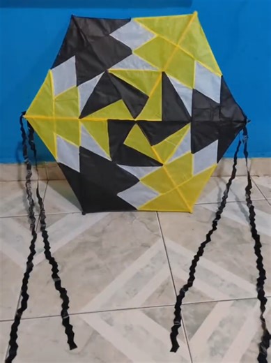 Haciendo papalote nuevo con figura #tiktok #papalotes #pipasbrasil #chichiguas #papagayos