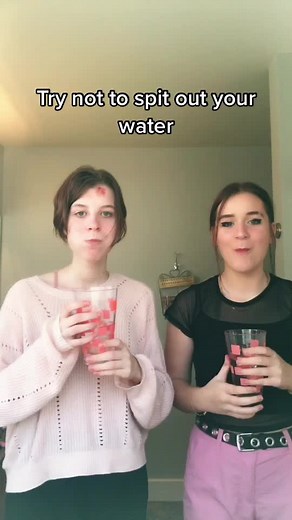 Lesbian Animation Comedy: Try Not to Laugh Game