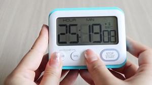 Digital Kitchen Timer Magnetic Alarm Large LCD Screen Timer for Kitchen Baking Sports Games Office Study,Orange 1PCS